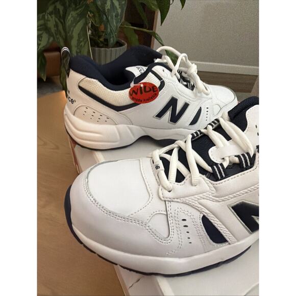 New Balance 636 Mens 11 2E Wide White Navy Training Shoe MX636WN main image 9